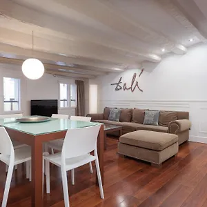  Apartment Enjoybcn Dali
